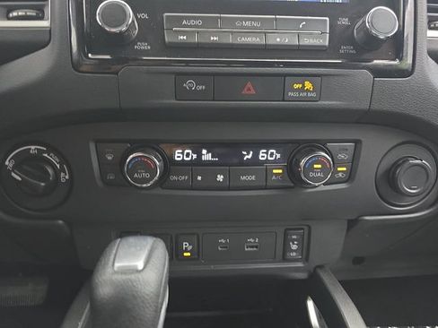 Used 2024 Nissan Frontier SV w/ Hardbody Edition AWD/4WD image 24