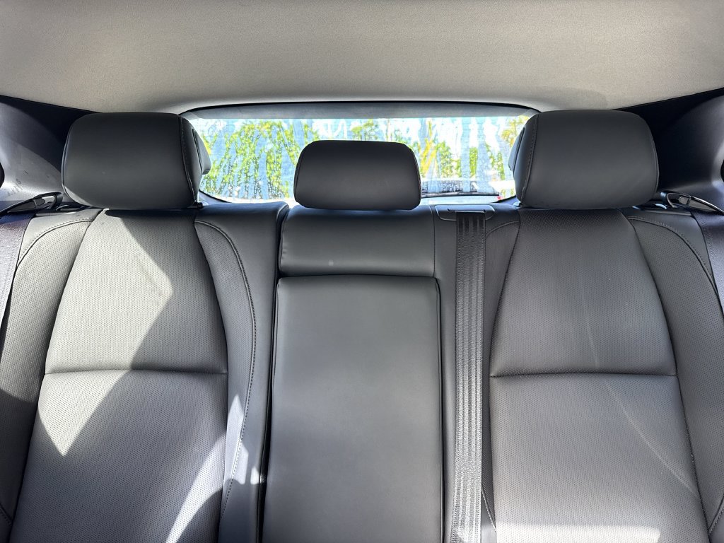 Used 2023 MAZDA CX-30 AWD 2.5 S w/ Premium Package image 18