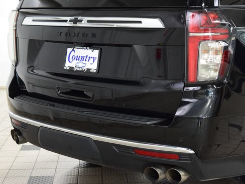 Used 2023 Chevrolet Tahoe Premier w/ Advanced Technology Package AWD/4WD image 19