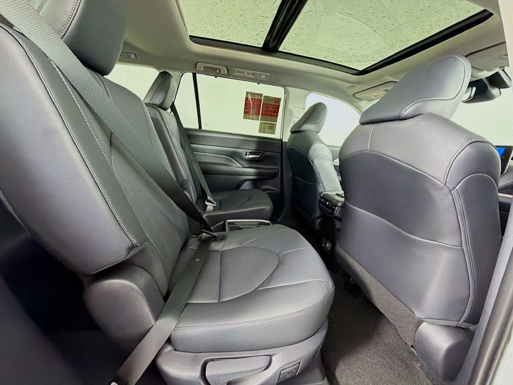 New 2026 Toyota Grand Highlander AWD image 27