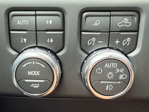 New 2026 GMC Sierra 2500 Denali w/ Denali Reserve Package image 32