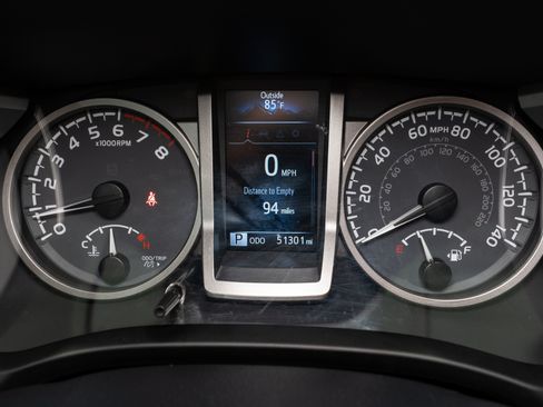 Used 2023 Toyota Tacoma SR5 w/ Technology Package RWD image 24