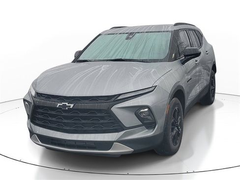 Used 2024 Chevrolet Blazer LT w/ Convenience Package image 2