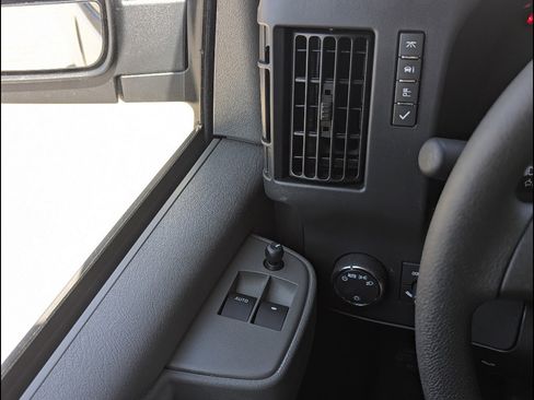 New 2026 GMC Savana 2500 w/ Driver Convenience Package RWD image 22