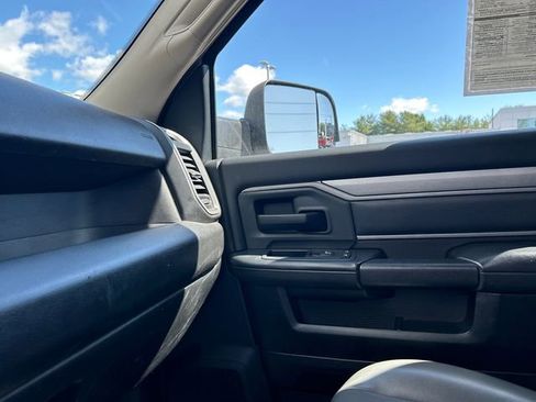 Used 2020 RAM 2500 Tradesman AWD/4WD image 19
