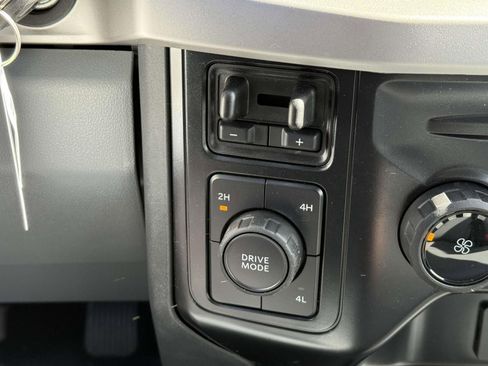 New 2025 Ford F550 4x4 Crew Cab Super Duty image 16