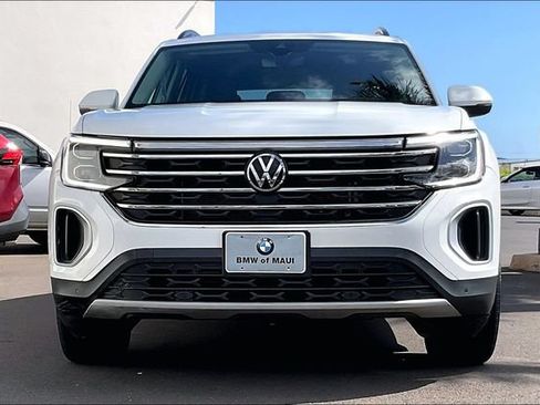 Used 2024 Volkswagen Atlas SE FWD image 3