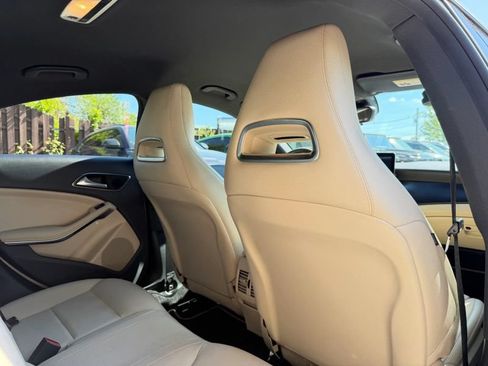 Used 2017 Mercedes-Benz CLA 250 image 26