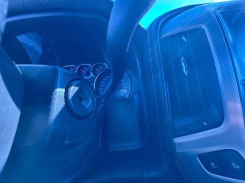 Used 2017 GMC Sierra 2500 SLE image 17