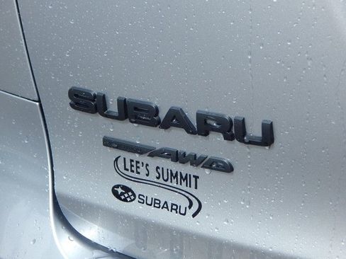 Certified 2025 Subaru Ascent Bronze Edition image 5