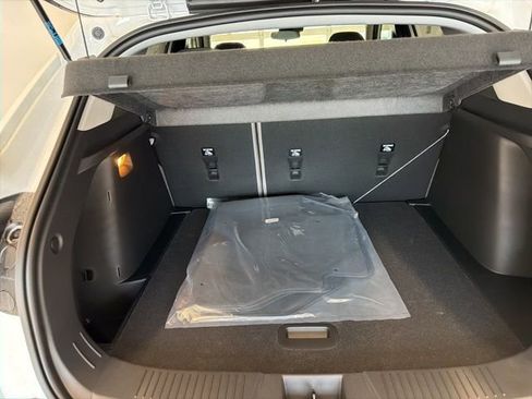 New 2026 Chevrolet Trax ACTIV w/ Driver Confidence Package image 20