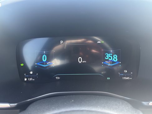 Used 2023 Hyundai Santa Fe Limited image 29