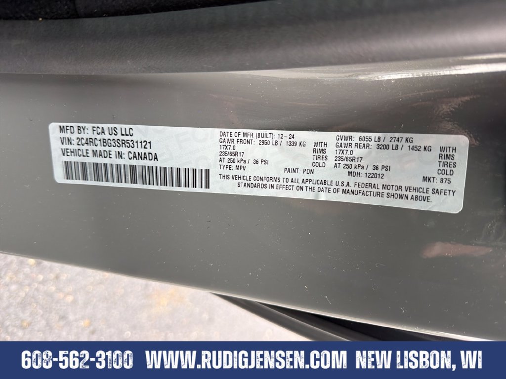 Used 2025 Chrysler Pacifica Select FWD image 28