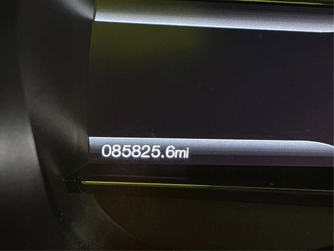 Used 2017 Ford Explorer XLT w/ XLT Technology Feature Bundle image 50