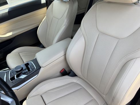 Used 2024 BMW 430i Convertible RWD image 19