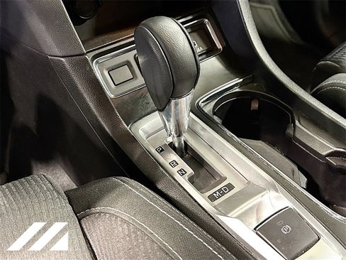 Certified 2023 Subaru Ascent Premium w/ Convenience Package image 18