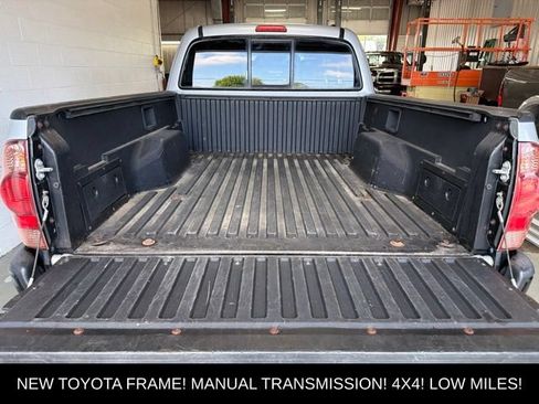 Used 2005 Toyota Tacoma 4x4 Access Cab image 7