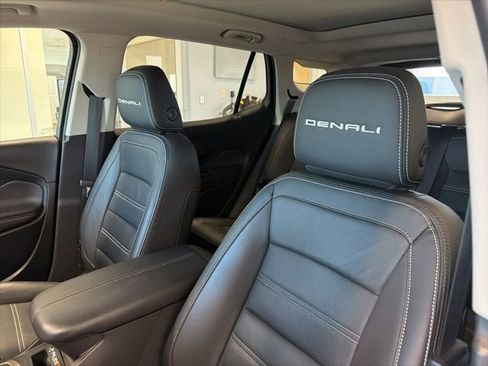Used 2023 GMC Terrain Denali image 14
