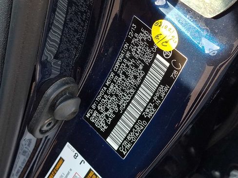 Used 2014 Toyota Prius Four FWD image 26