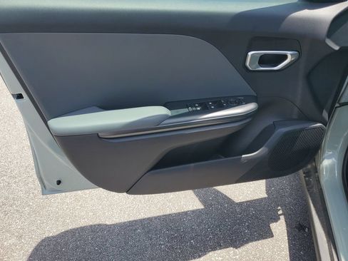 New 2026 Kia K4 FWD image 8