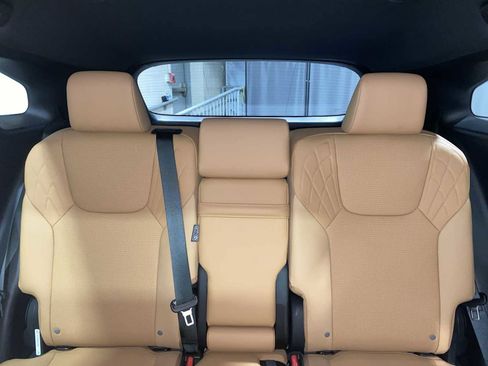 Used 2024 Lexus RX 350 Premium image 22