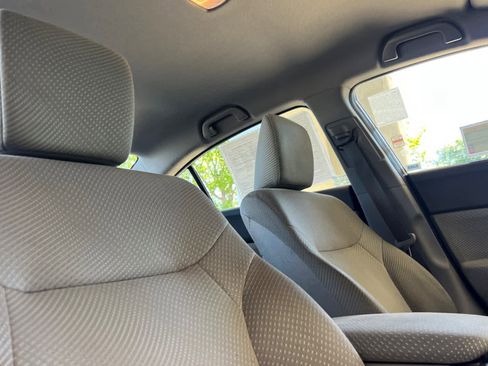 Used 2012 Honda Civic Hybrid Sedan image 17
