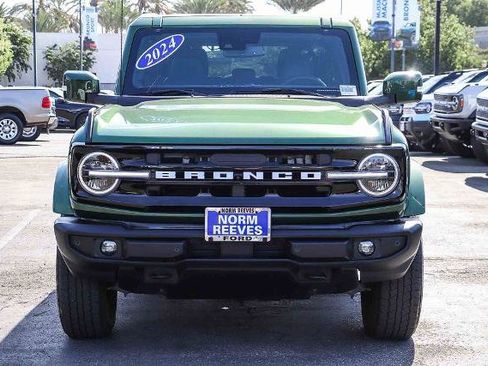 Certified 2024 Ford Bronco Outer Banks AWD/4WD image 2