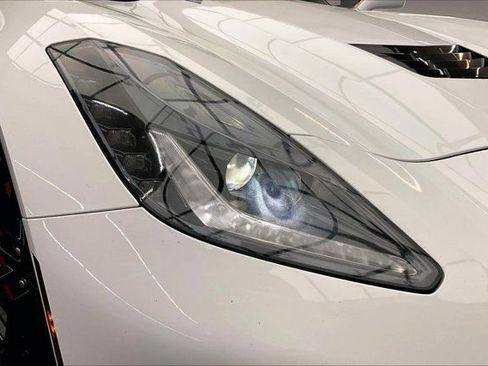Used 2019 Chevrolet Corvette Stingray Coupe image 26