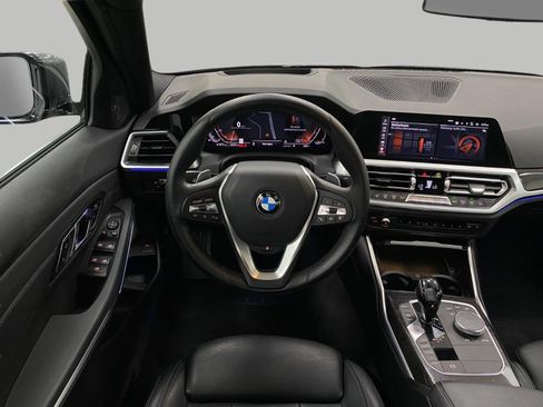 Used 2019 BMW 330i xDrive Sedan w/ Premium Package AWD/4WD image 12