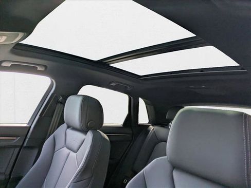 New 2025 Audi Q3 2.0T Premium image 14