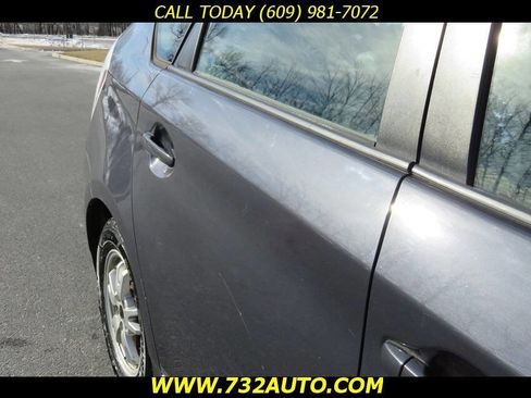 Used 2011 Toyota Prius Five image 24
