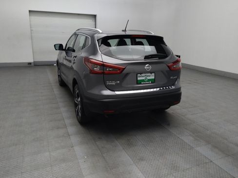 Used 2020 Nissan Rogue Sport SL w/ Premium Package image 5