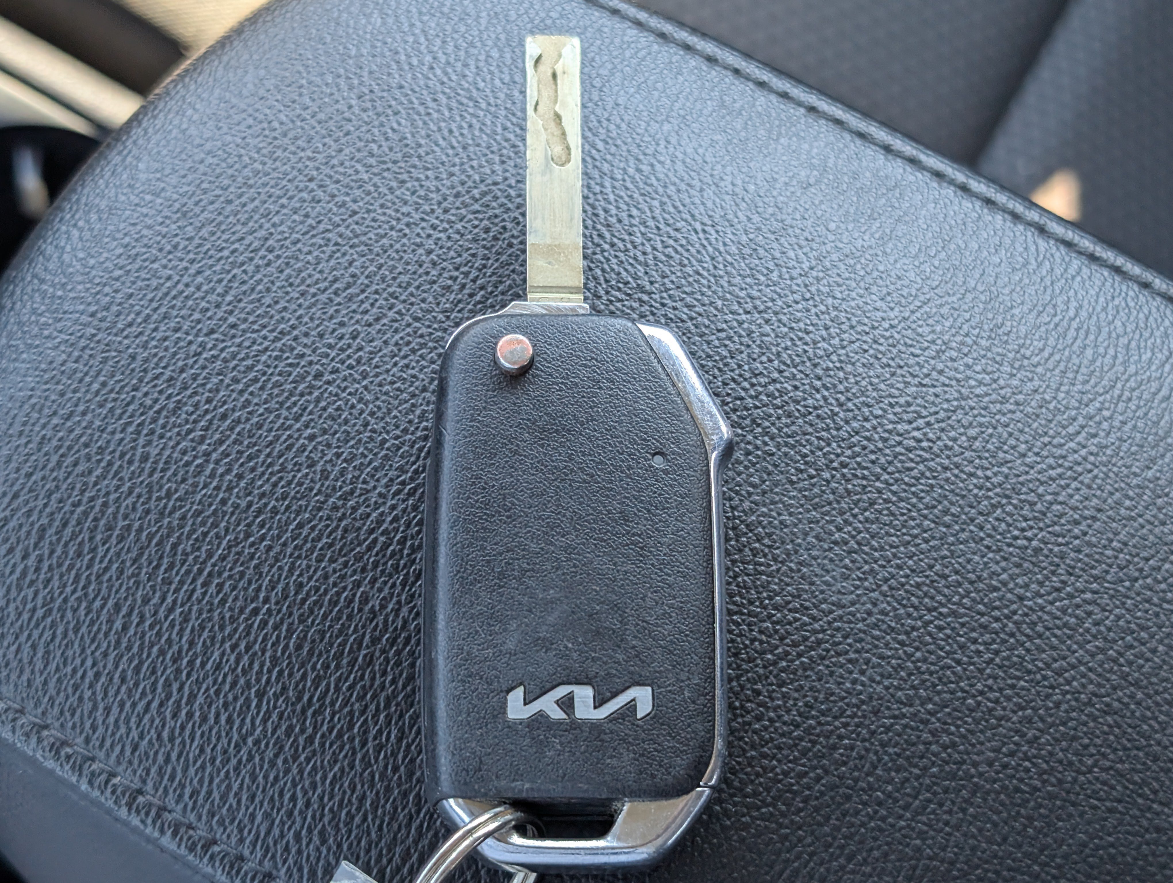 Used 2024 Kia Soul LX w/ Option Group 015 FWD image 27