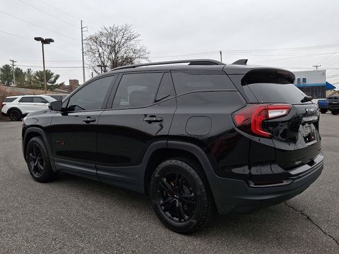 Used 2023 GMC Terrain AT4 image 4