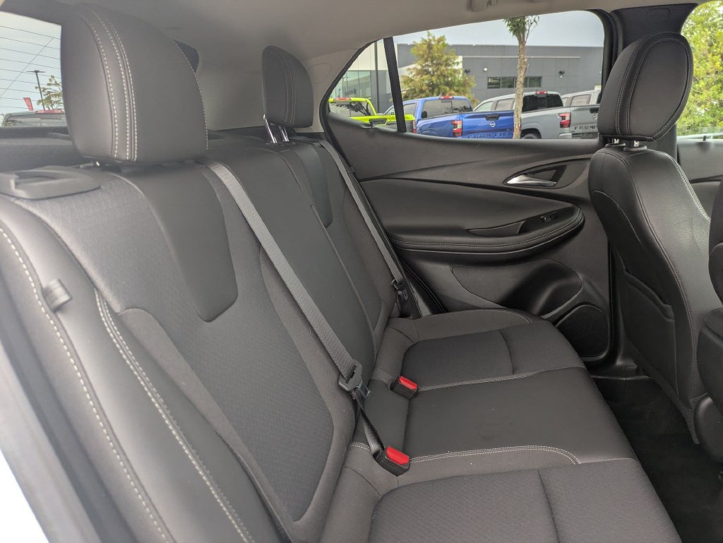 Used 2023 Buick Encore GX Preferred FWD image 32
