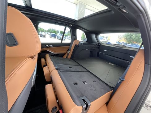 New 2026 BMW X5 xDrive40i w/ M Sport Package image 29