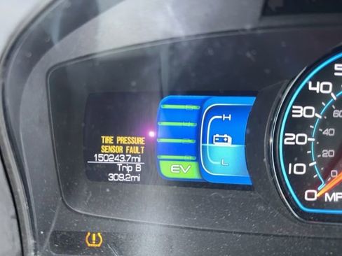 Used 2010 Ford Fusion Hybrid FWD image 4
