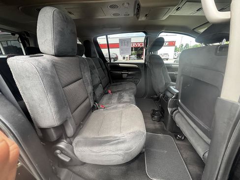 Used 2012 Nissan Armada SV AWD/4WD image 12