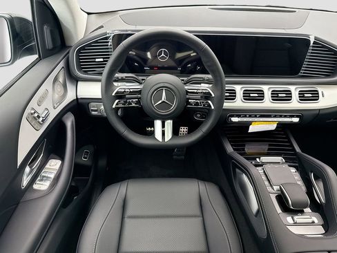 New 2026 Mercedes-Benz GLS 450 4MATIC image 11
