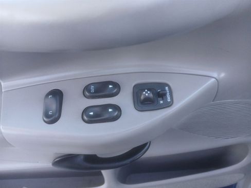 Used 1998 Ford F150 XL image 48