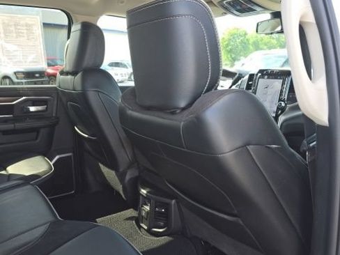 Used 2024 RAM 2500 Laramie AWD/4WD image 31