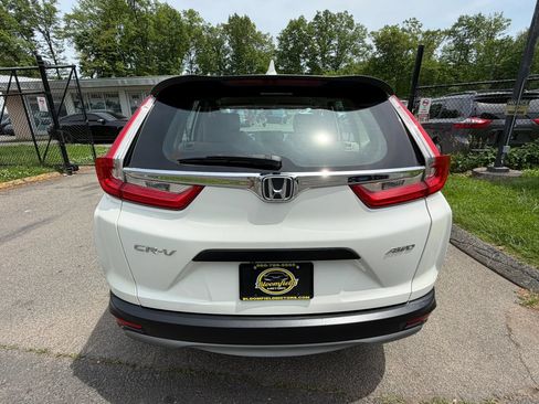 Used 2017 Honda CR-V LX image 6