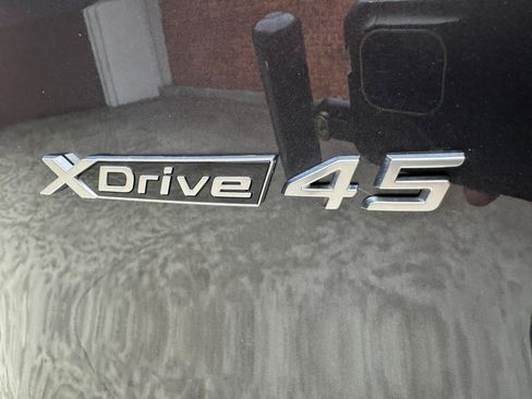 Used 2026 BMW iX xDrive45 image 5