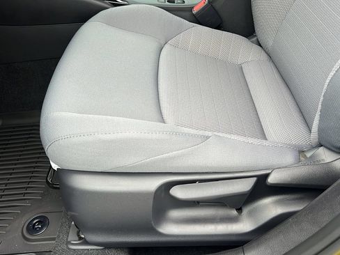 Used 2026 Toyota Corolla SE FWD image 15
