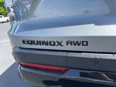 New 2026 Chevrolet Equinox RS AWD/4WD image 11