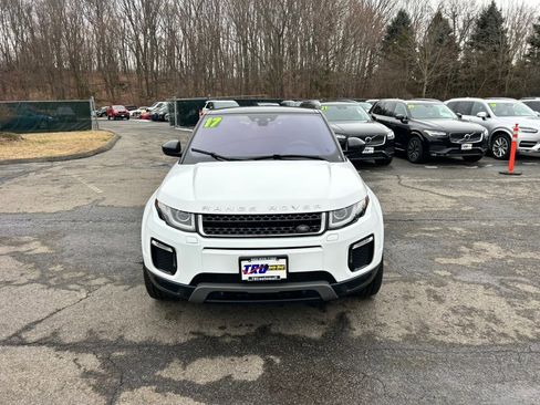 Used 2017 Land Rover Range Rover Evoque SE Premium image 9