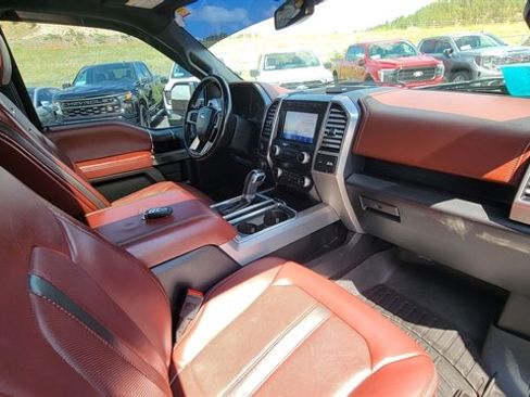 Used 2019 Ford F150 Platinum w/ Technology Package AWD/4WD image 44