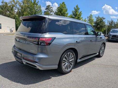 Used 2027 INFINITI QX80 Luxe w/ Cargo Package AWD/4WD image 4
