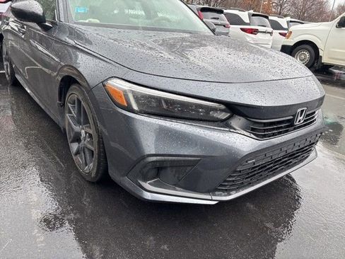 Used 2023 Honda Civic Sport image 8