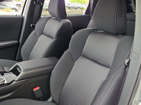 New 2026 Mitsubishi Outlander ES FWD image 13